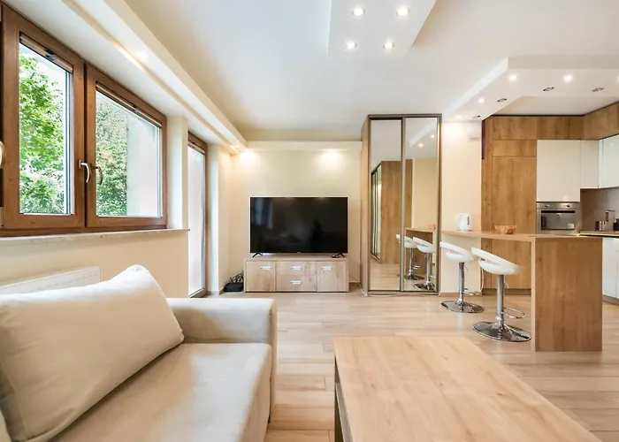 Mokotow Orzycka Beige Studio